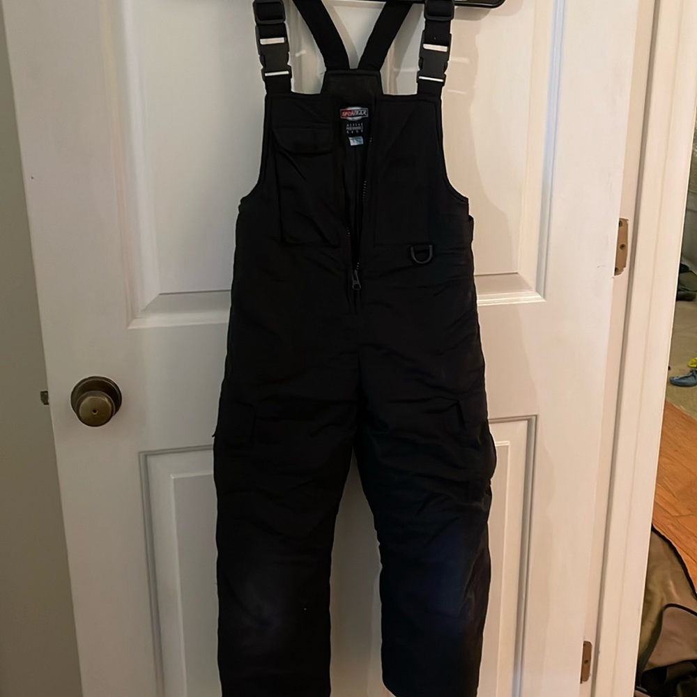 Boys ski bibs Size 7